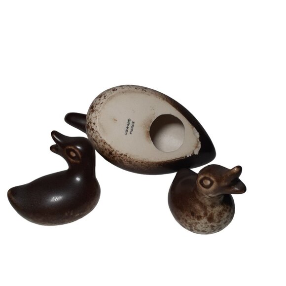 Howard Pierce Ducks Mama and Ducklings Brown Spotted 3 pc California Pottery - Picture 10 of 15